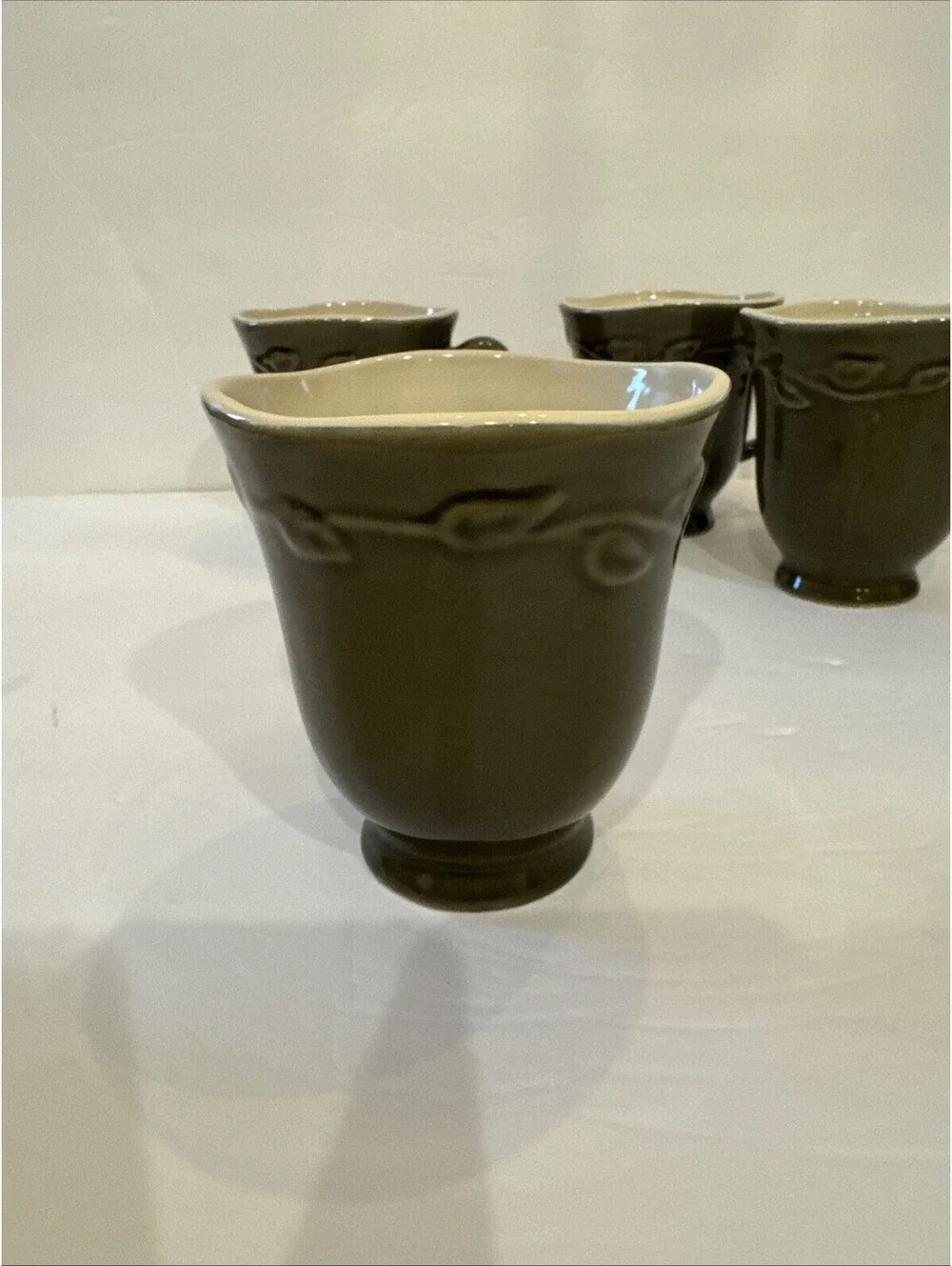 Pier 1 Imports Autumn Leaves (4) Footed Stoneware Mug Avocado 4.25” T By 4” W